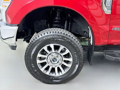 Used 2021 Ford F350 Lariat w/ FX4 Off-Road Package AWD/4WD image 39