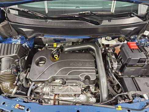Used 2025 Chevrolet Equinox RS w/ Safety and Technology Package FWD image 7
