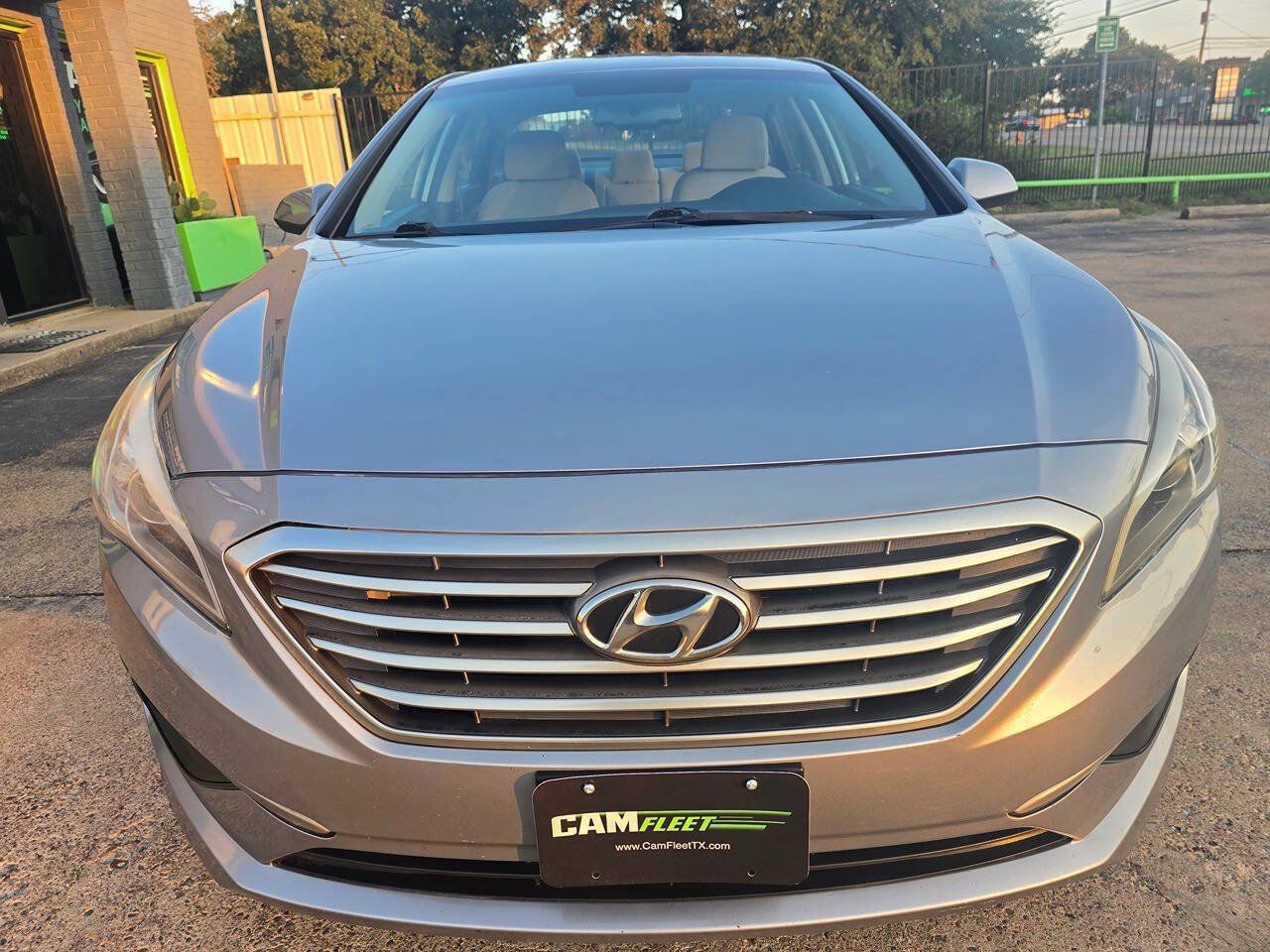 Used 2016 Hyundai Sonata SE FWD image 5