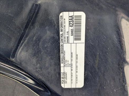 Used 2020 Dodge Durango SXT image 25