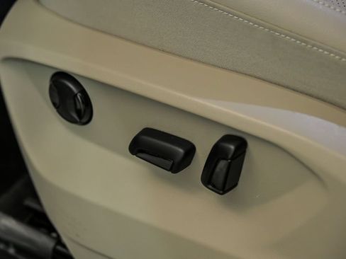 Certified 2026 Volkswagen Atlas SE AWD/4WD image 16