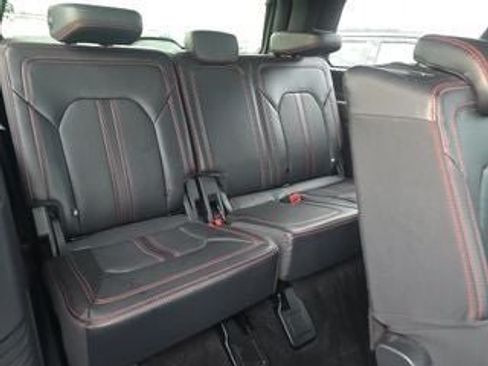 Used 2023 Ford Expedition Limited AWD/4WD image 15