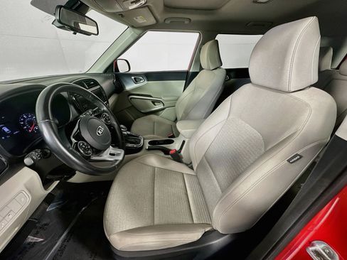 Used 2021 Kia Soul EX FWD image 21