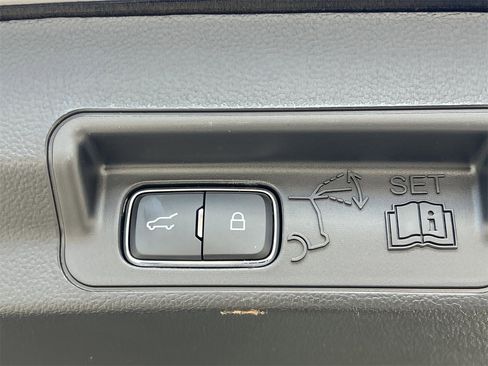 New 2026 Ford Explorer Platinum image 26