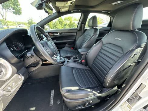 Used 2024 Kia Forte GT-Line w/ GT-Line Premium Package FWD image 19