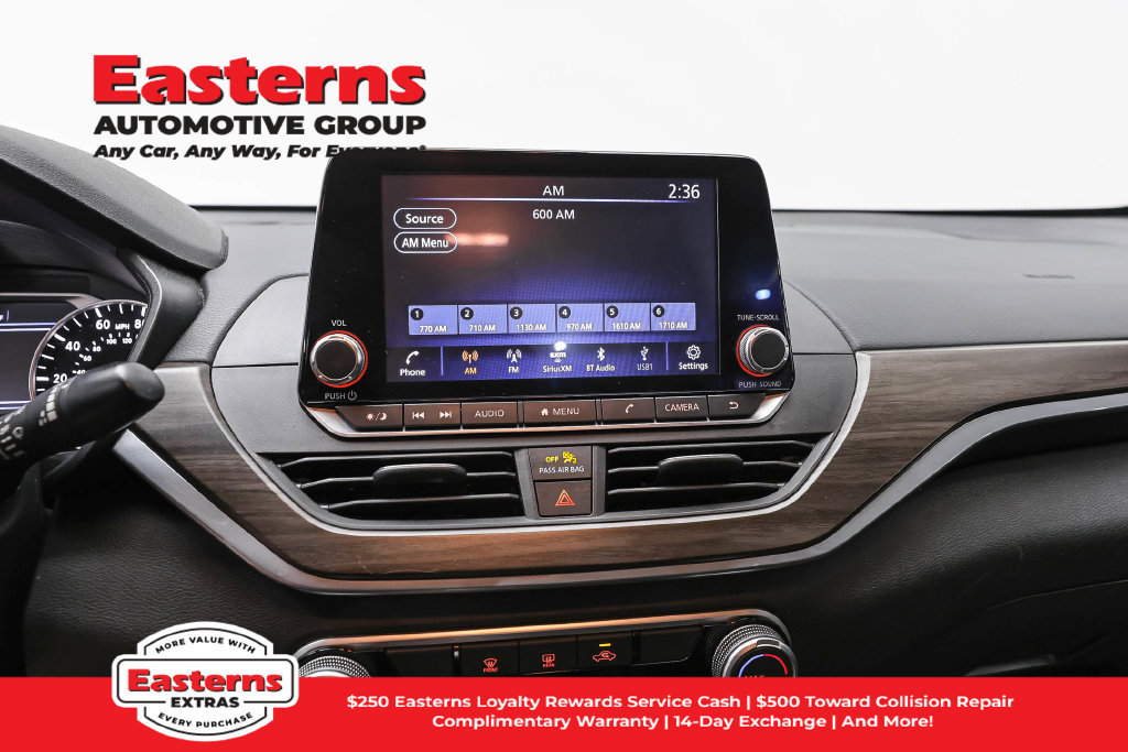 Used 2024 Nissan Altima 2.5 SV FWD image 13