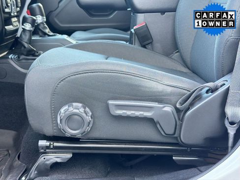 Used 2021 Jeep Wrangler Unlimited Sport image 14