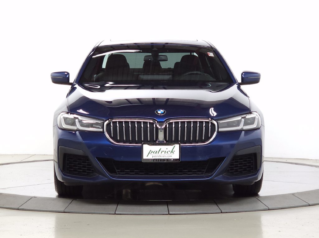 Used 2021 BMW 540i xDrive w/ Executive Package AWD/4WD image 2