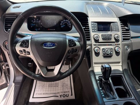 Used 2018 Ford Taurus SEL AWD/4WD image 13