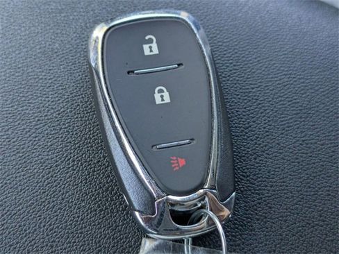 Used 2020 Chevrolet Equinox LS image 30