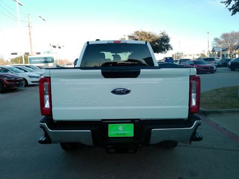 Used 2025 Ford F250 XLT image 7