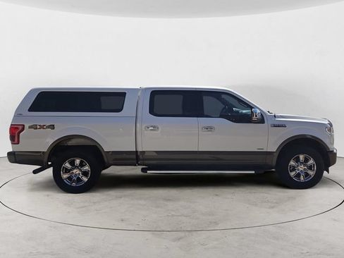 Used 2017 Ford F150 Lariat AWD/4WD image 4