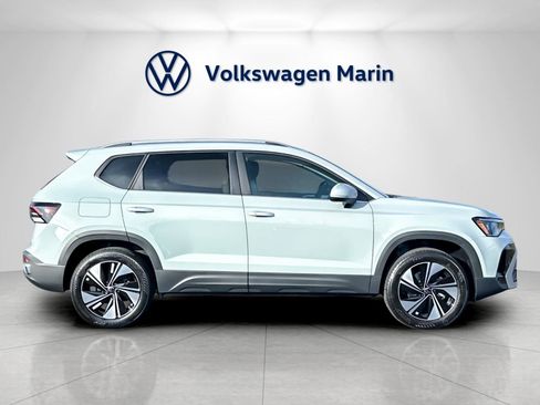 New 2026 Volkswagen Taos SE AWD/4WD image 6