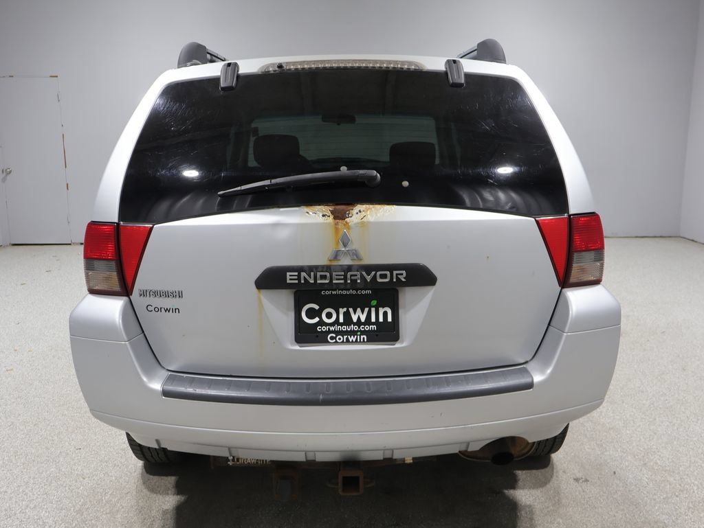 Used 2008 Mitsubishi Endeavor LS AWD/4WD image 11