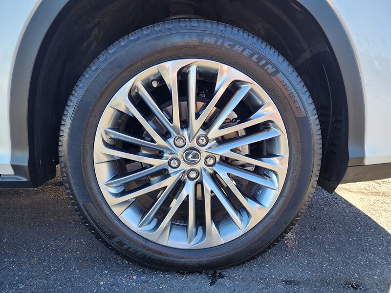 Used 2022 Lexus RX 350L Luxury w/ Accessory Package (Z1) AWD/4WD image 21