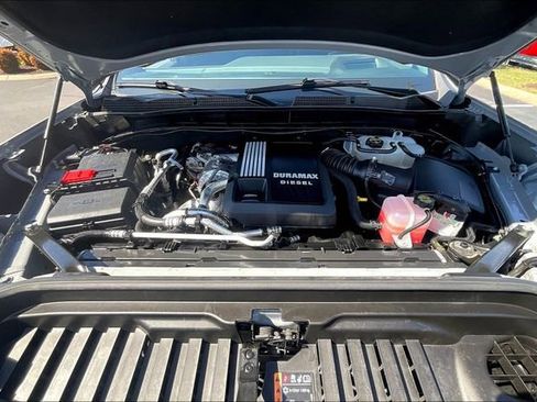 Used 2024 GMC Sierra 1500 AT4 w/ Technology Package image 10