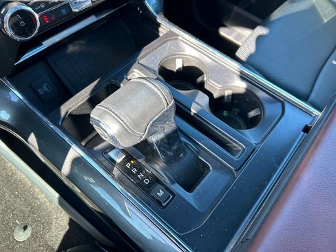 Used 2022 Ford F150 Lariat image 26