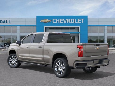 New 2026 Chevrolet Silverado 1500 High Country w/ High Country Premium Package AWD/4WD image 3