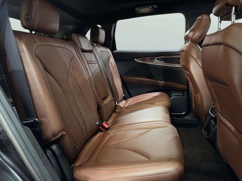 Used 2020 Lincoln Nautilus Reserve w/ Equipment Group 201A image 61