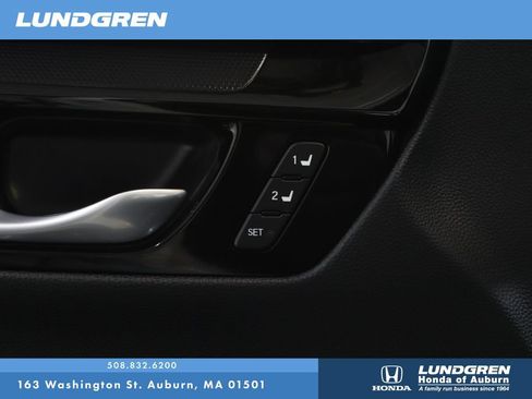 Used 2025 Honda CR-V EX-L image 10