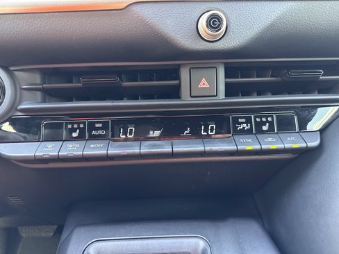 Certified 2023 Toyota Crown AWD/4WD image 16