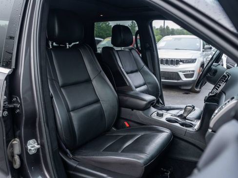 Used 2021 Jeep Grand Cherokee Limited w/ Trailer Tow Group IV AWD/4WD image 17