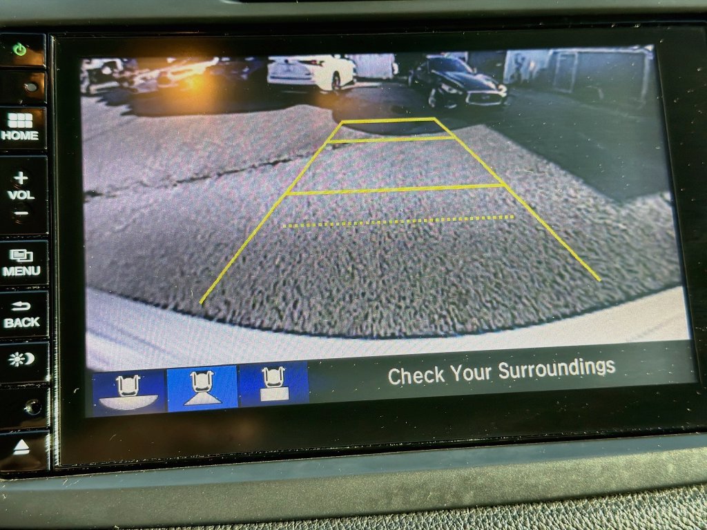 Used 2016 Honda CR-V Touring image 14