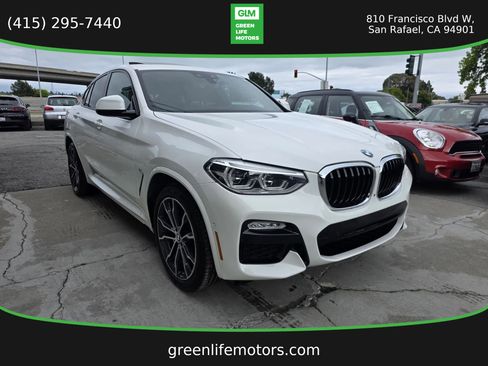 Used 2019 BMW X4 xDrive30i w/ Executive Package AWD/4WD image 3