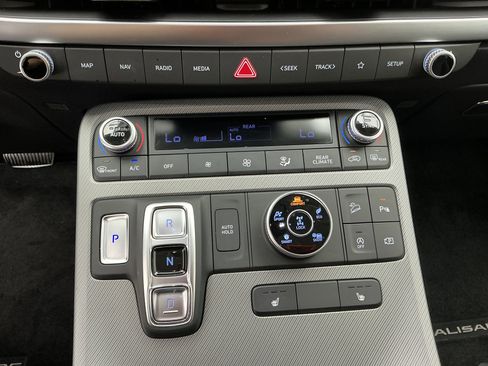 Used 2025 Hyundai Palisade SEL image 12