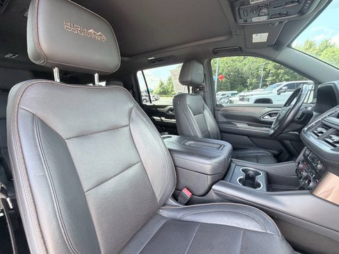 Used 2021 Chevrolet Suburban High Country AWD/4WD image 27