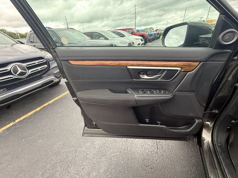 Used 2018 Honda CR-V EX image 11