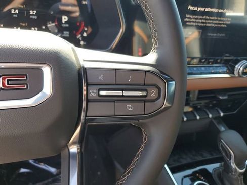 New 2026 GMC Canyon AT4 AWD/4WD image 28