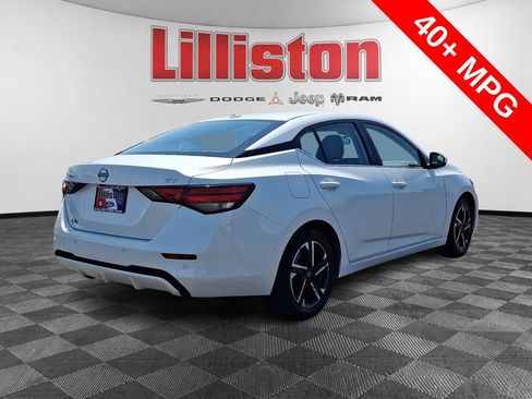 Used 2024 Nissan Sentra SV w/ All-Weather Package FWD image 4