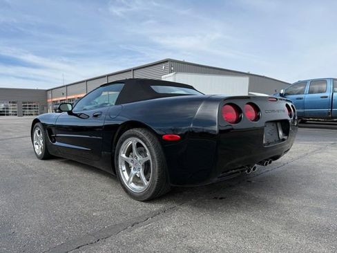 Used 2004 Chevrolet Corvette Convertible w/ Preferred Equipment Group image 6