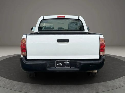 Used 2014 Toyota Tacoma 2WD Regular Cab image 5