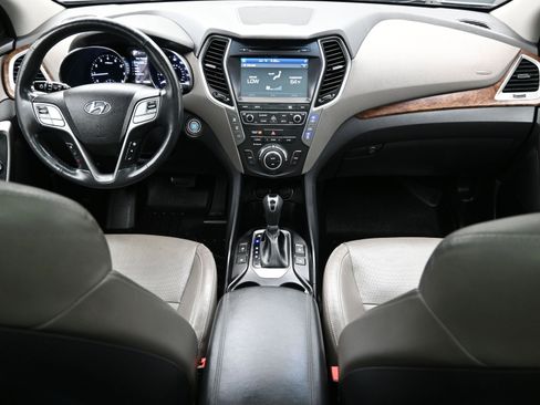 Used 2017 Hyundai Santa Fe Limited image 13