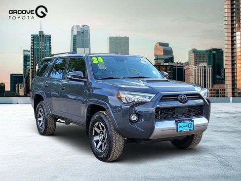 Used 2024 Toyota 4Runner TRD Off-Road Premium AWD/4WD image 8