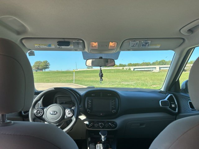 Used 2021 Kia Soul LX FWD image 10