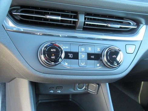 New 2026 Buick Envista Preferred w/ Convenience I Package FWD image 23