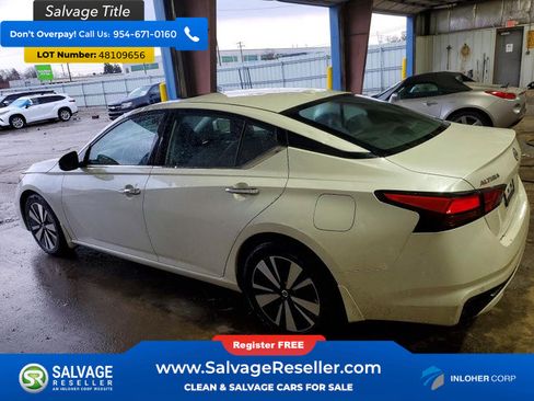 Used 2020 Nissan Altima 2.5 SV FWD image 3
