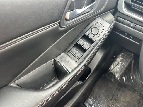 Used 2023 Nissan Rogue SV w/ SV Premium B Package AWD/4WD image 19