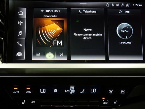 Used 2023 Audi Q4 e-tron Premium image 20