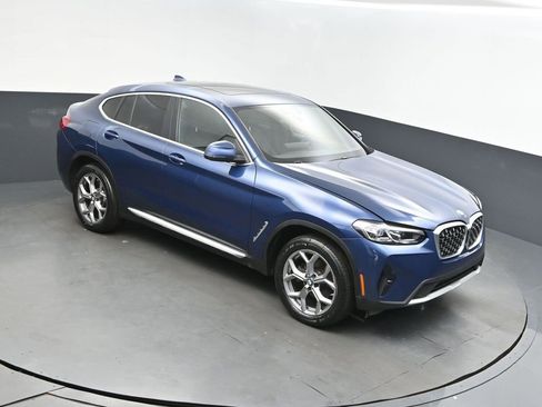 Certified 2025 BMW X4 xDrive30i image 34