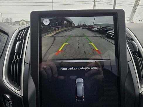 Used 2023 Ford Edge SEL image 22