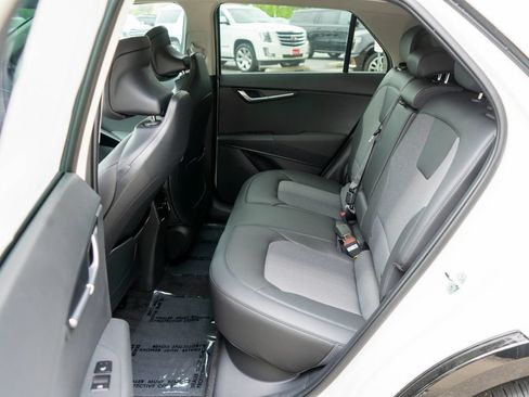 New 2026 Kia Niro Wind FWD image 12