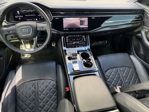 Used 2023 Audi SQ8 Prestige image 18