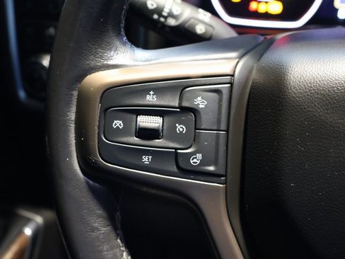 Used 2019 Chevrolet Silverado 1500 High Country w/ High Country Premium Package image 15