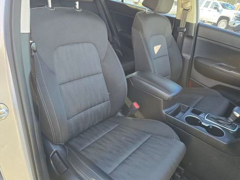 Used 2020 Kia Sportage LX image 17