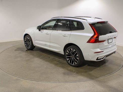 New 2026 Volvo XC60 T8 Ultra w/ Protection Package Premier image 3