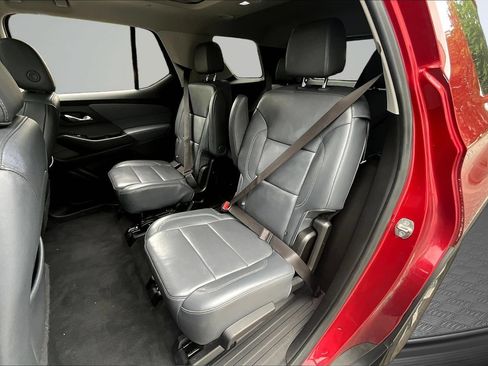 Used 2019 Chevrolet Traverse LT w/ LT Premium Package AWD/4WD image 22